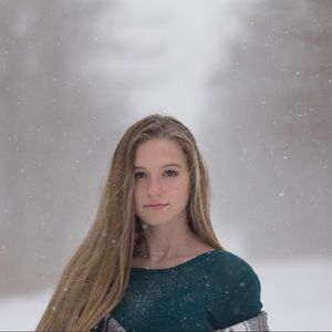 Meet your Posher, Ella